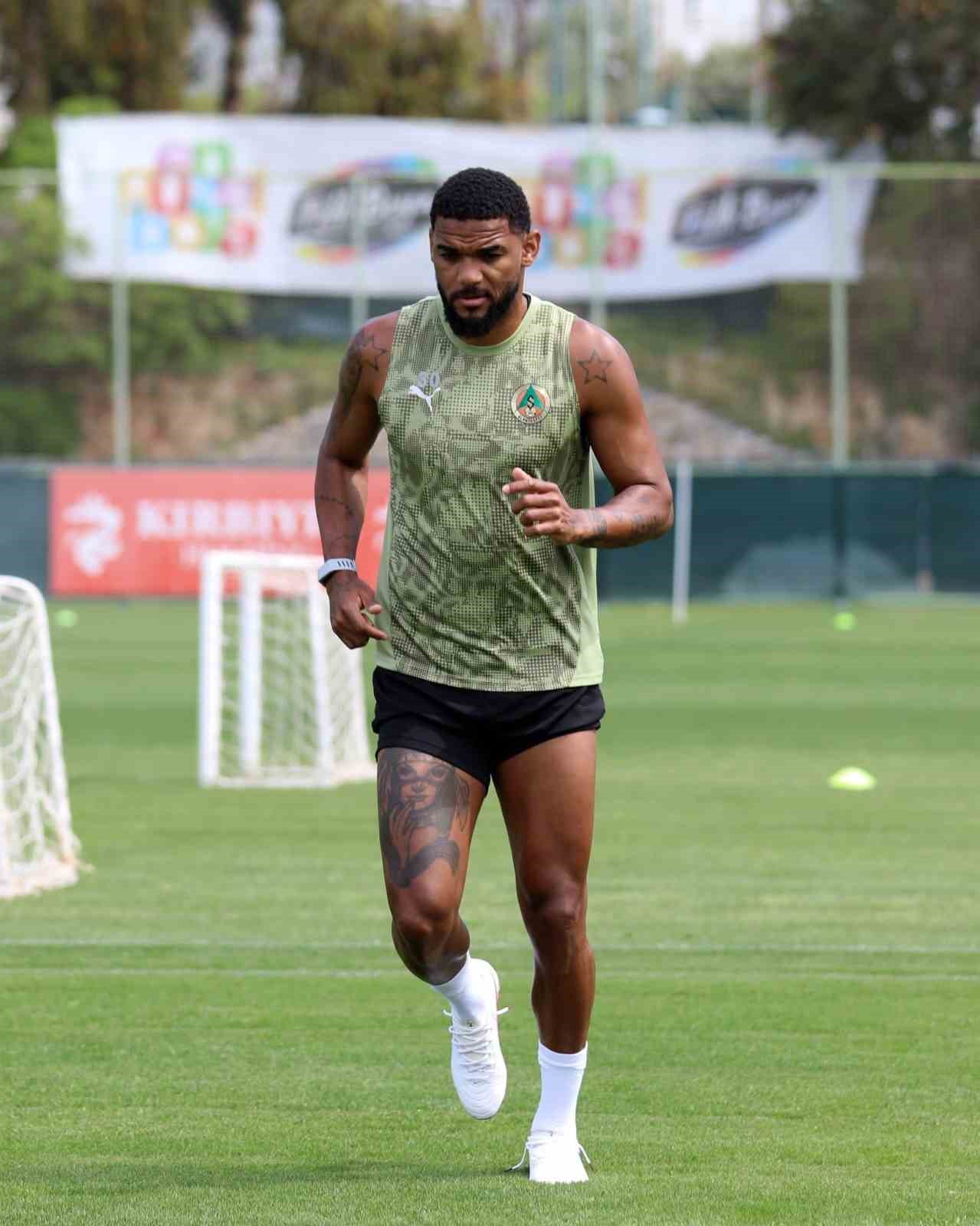 Alanyaspor, Samsunspor ma&ccedil;ının hazırlıklarına başladı
