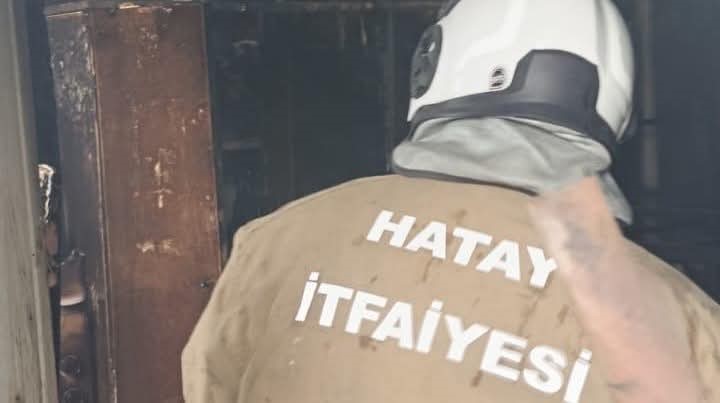 Antakya&rsquo;da konteyner yangını
