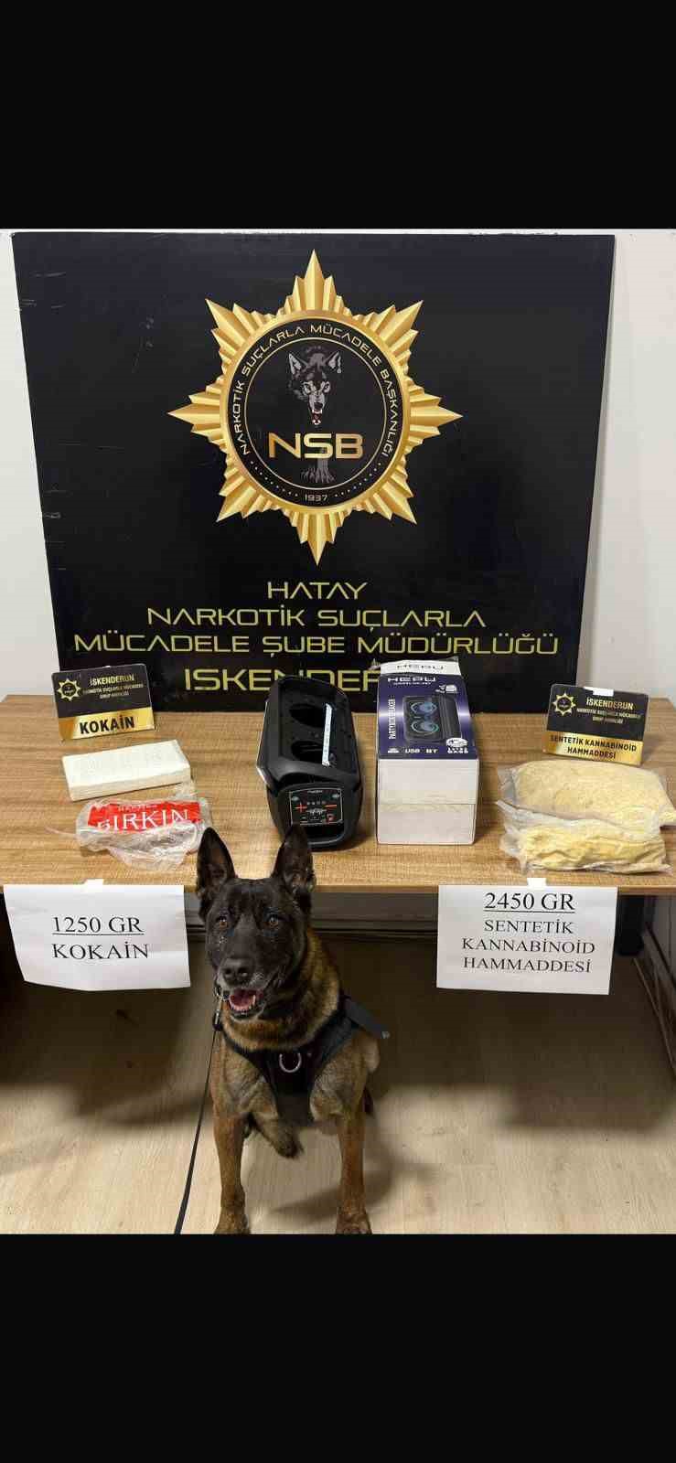 M&uuml;zik kutusundan milyonlarca TL&rsquo;lik uyuşturucu &ccedil;ıktı
