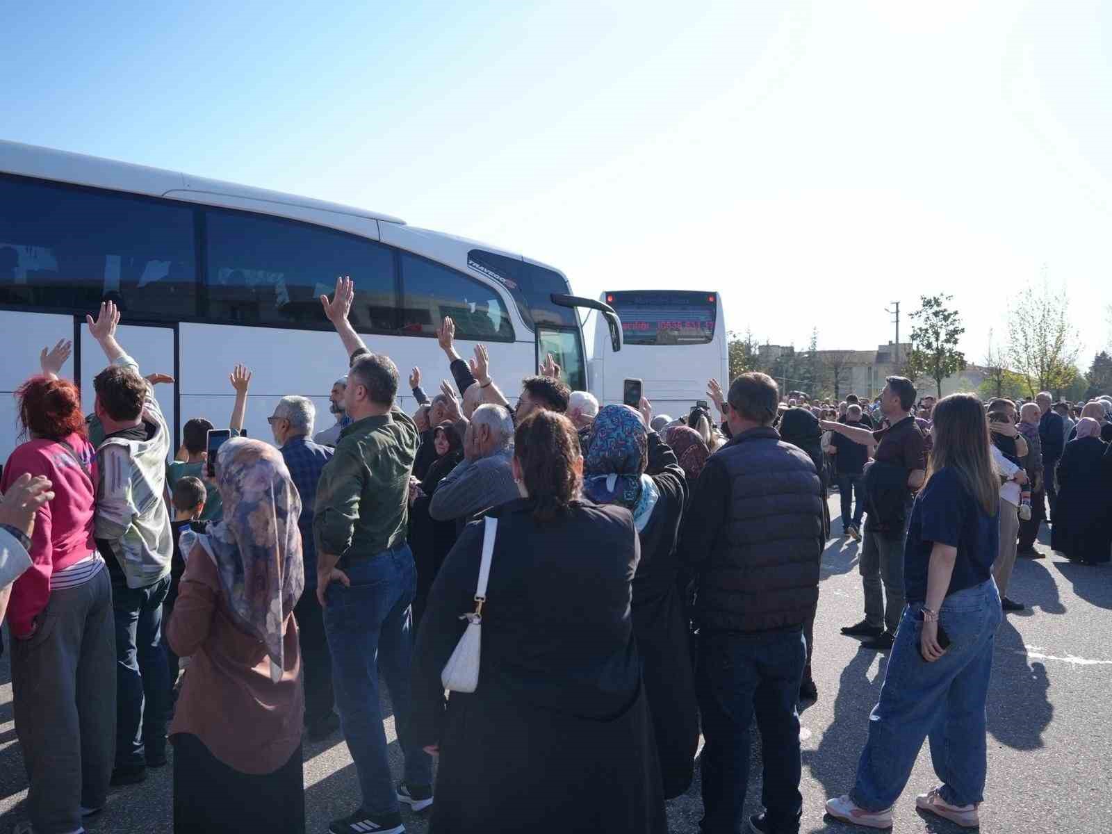 D&uuml;zce&rsquo;de 191 hacı adayı dualarla uğurlandı
