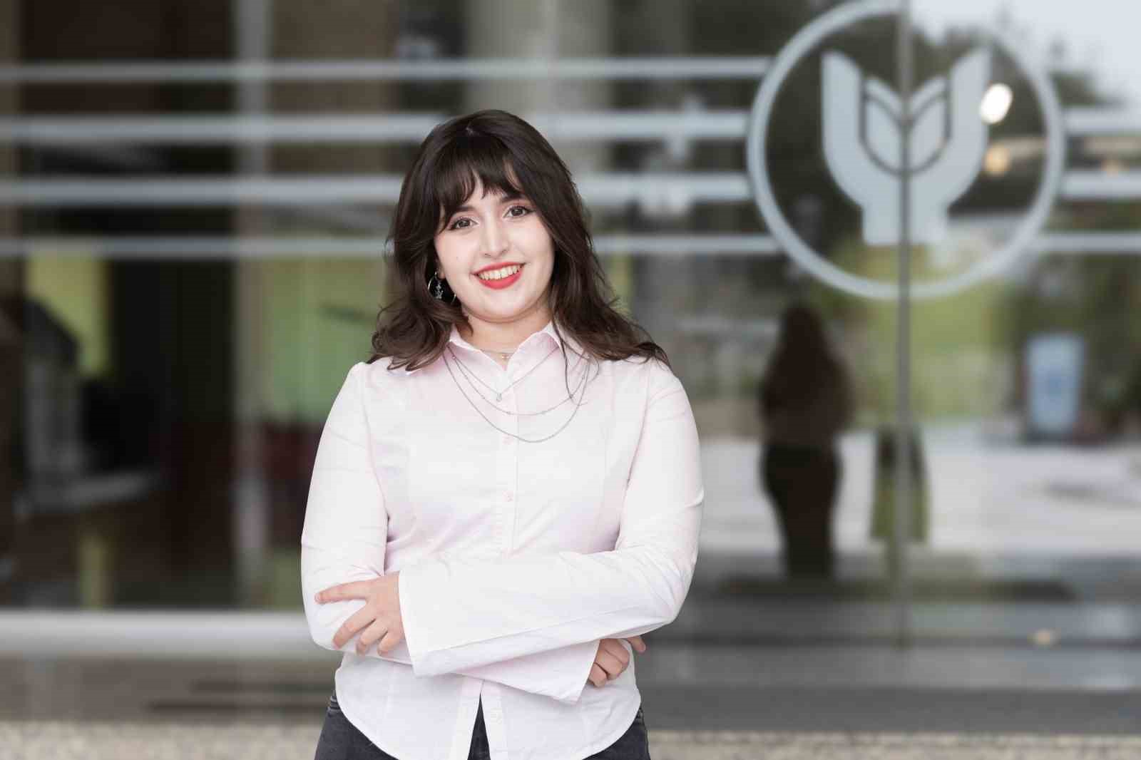 Gen&ccedil; piyanistin &rsquo;&uuml;st&uuml;n&rsquo; başarısı
