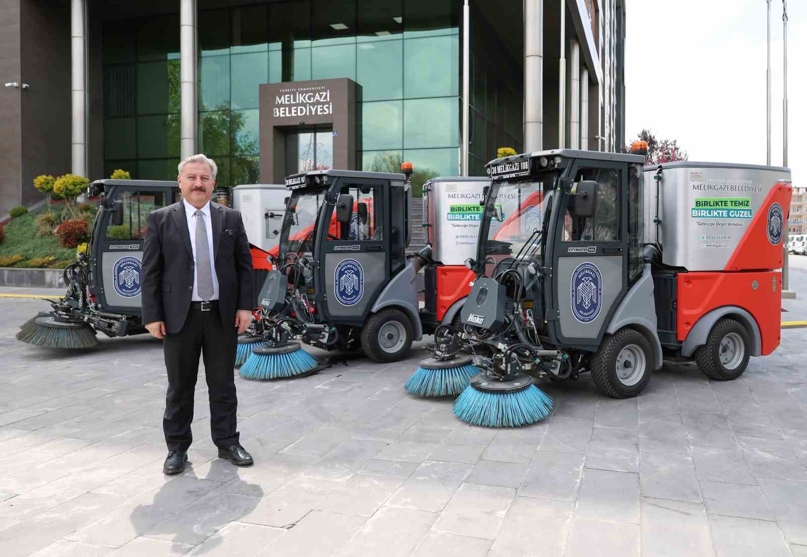 Melikgazi’nin hizmet kalitesini artıracak yeni araçlar sahada