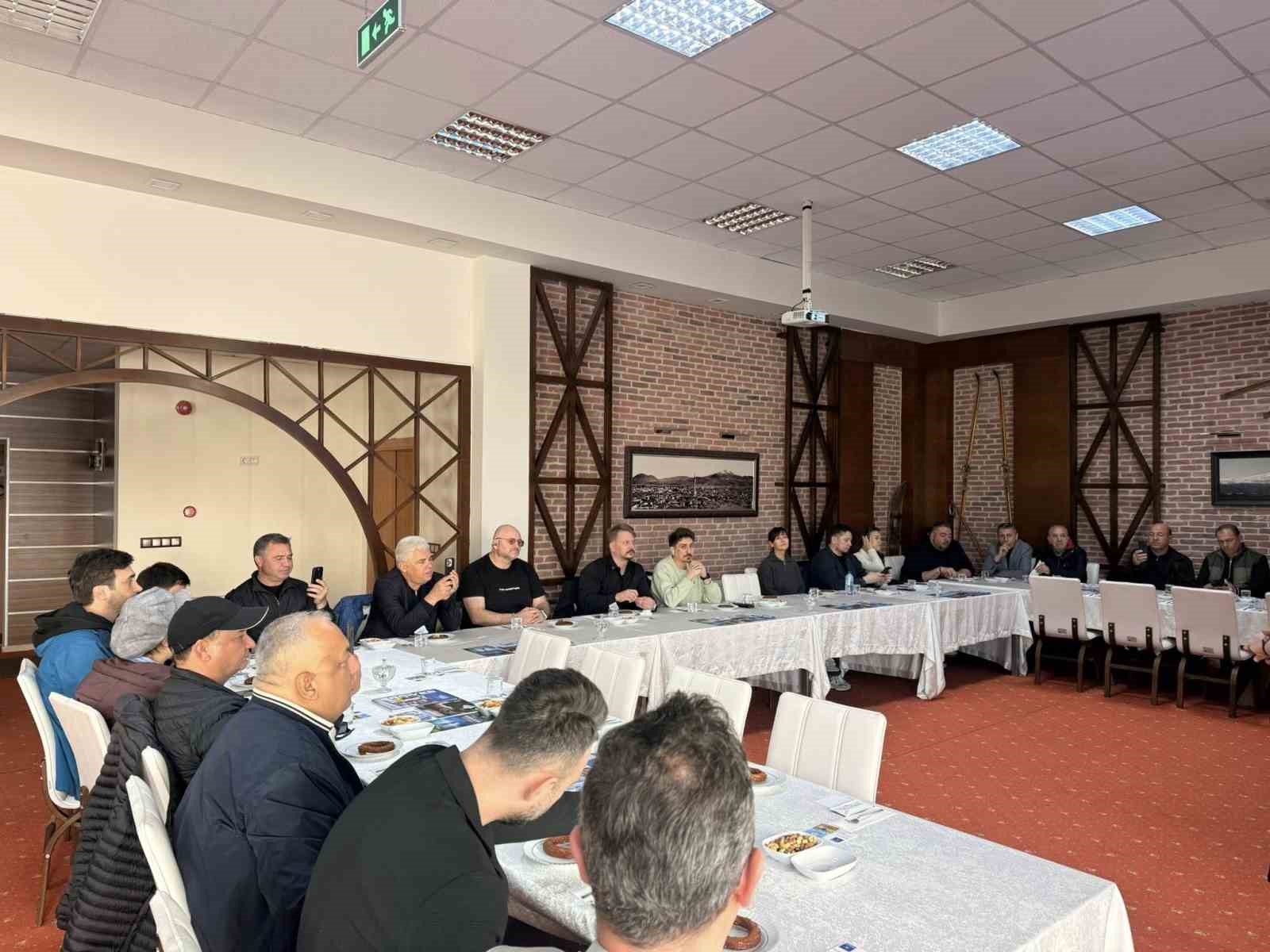 Rusya ve T&uuml;rkistan&rsquo;dan gelen iş insanlarına Erciyes tanıtıldı
