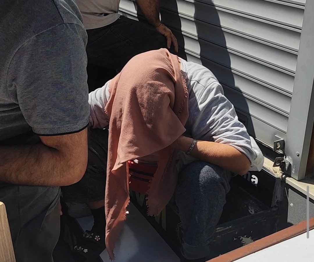 Adana&rsquo;da 100 TL&rsquo;lik &uuml;r&uuml;n izdihamı
