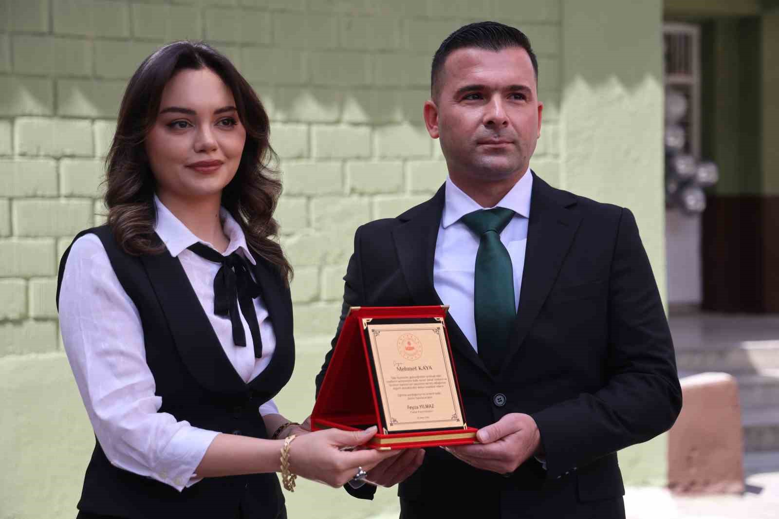 Atıl bina kadınlar i&ccedil;in sanat merkezine d&ouml;n&uuml;şt&uuml;
