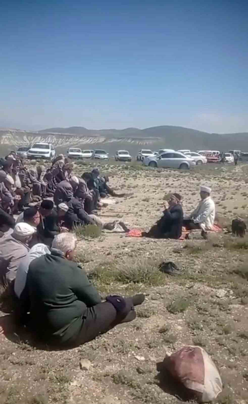 Başkentte vatandaşlardan yağmur duası
