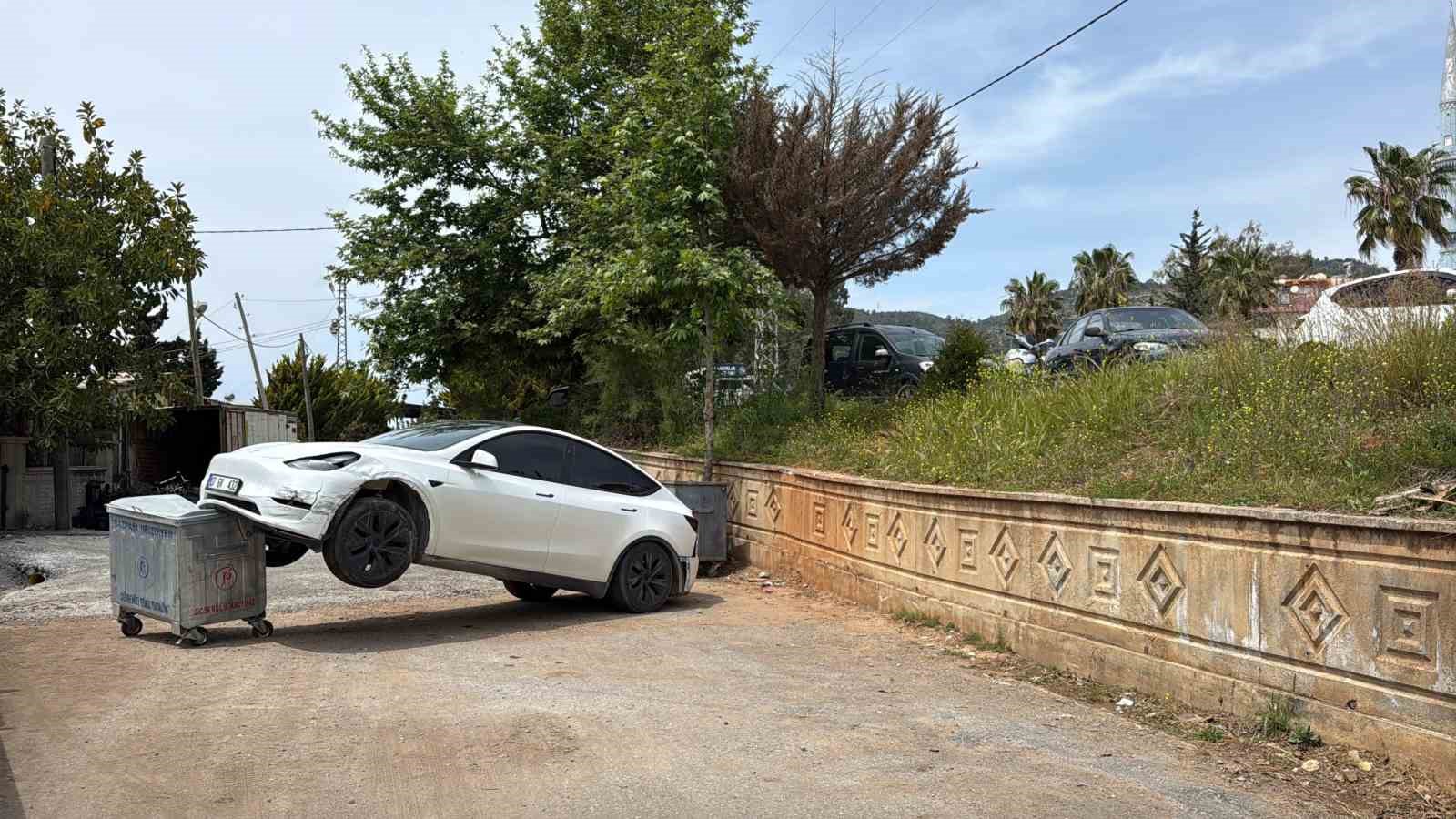 Gazipaşa&rsquo;da trafik kazası: 3 yaralı
