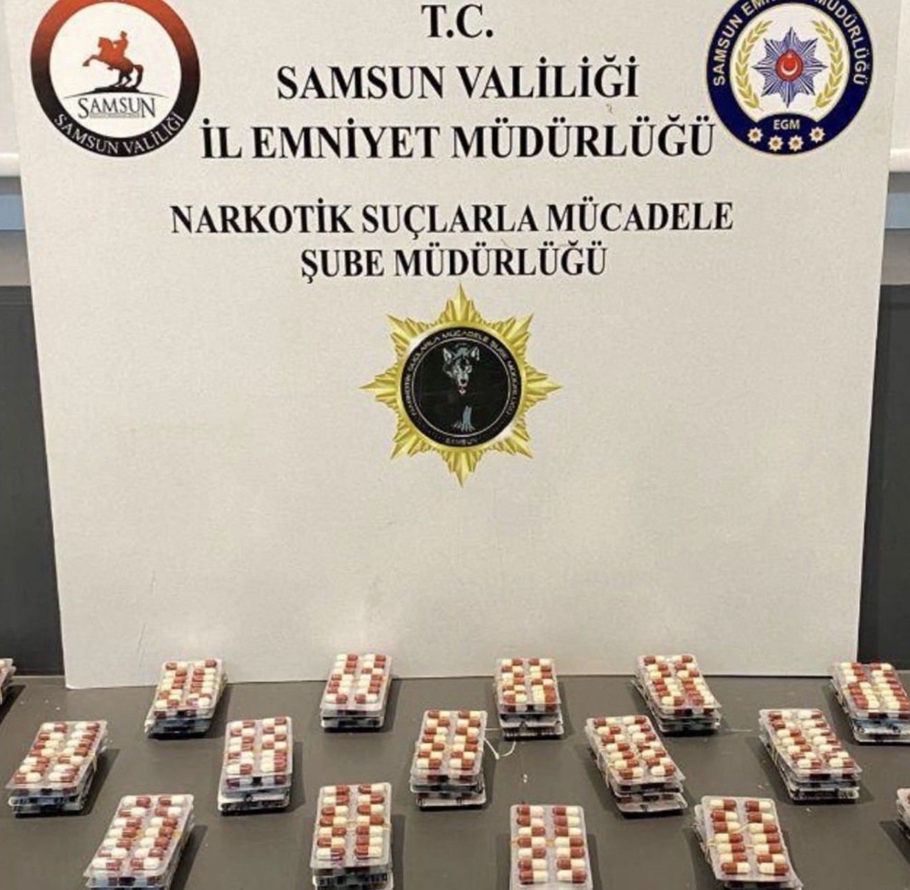 Samsun&rsquo;da narkotik operasyonu: 8 ş&uuml;pheli yakalandı
