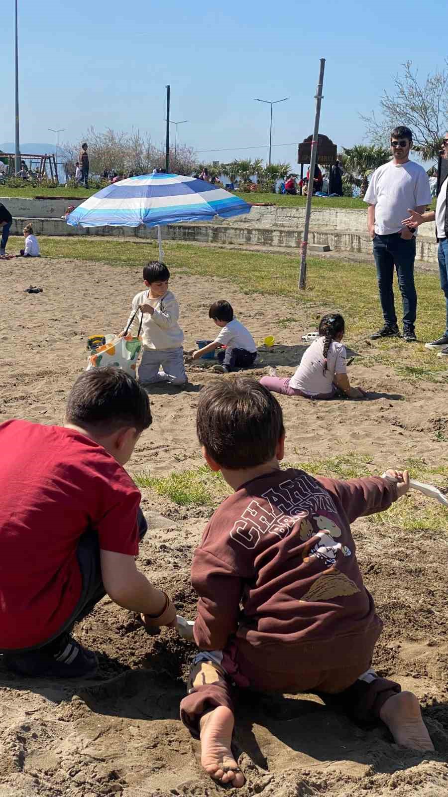 Samsun&rsquo;da sıcak hava etkisi: Sahil ve parklar dolup taştı
