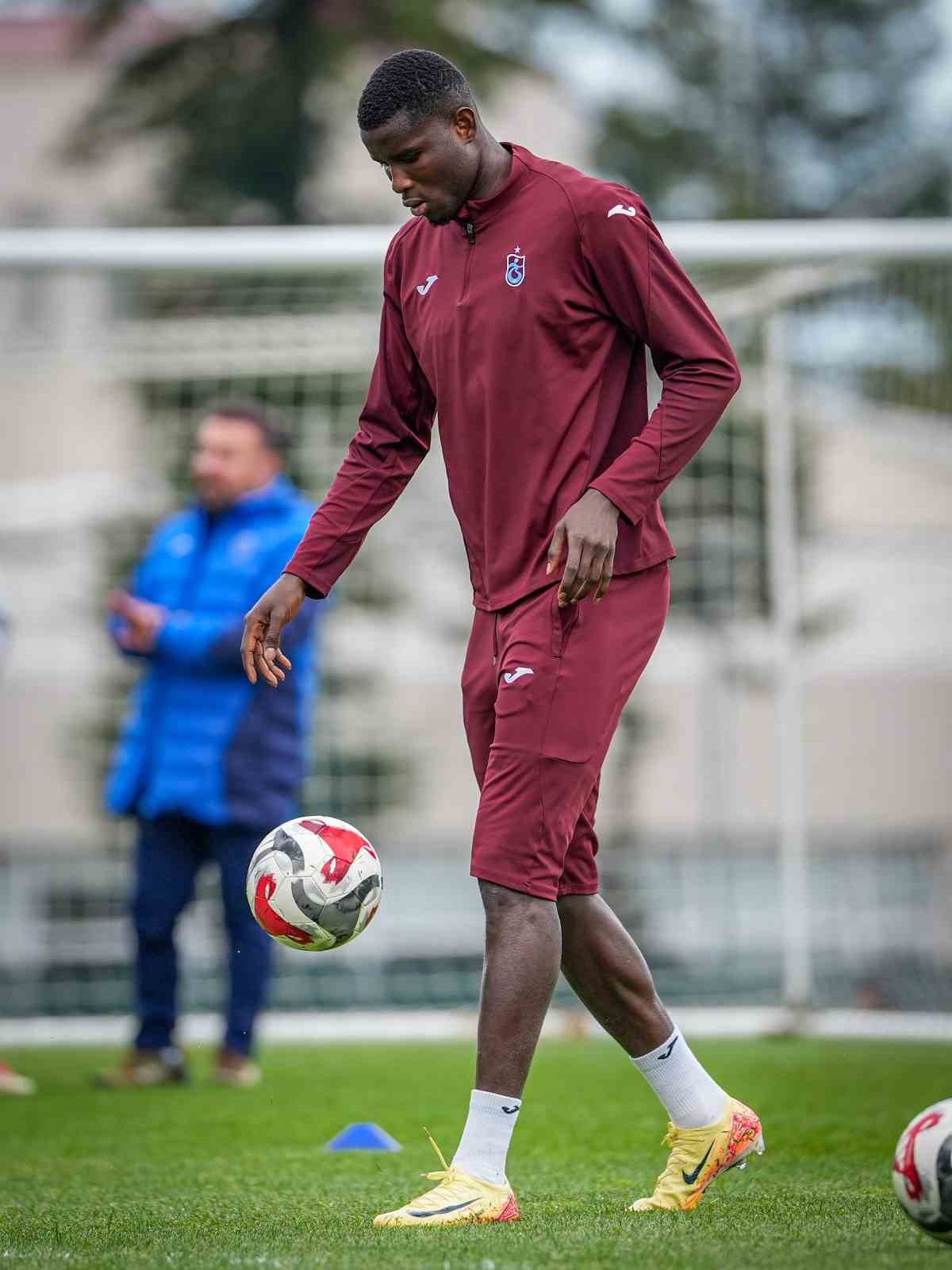 Trabzonspor&rsquo;da Stefan Savic şoku
