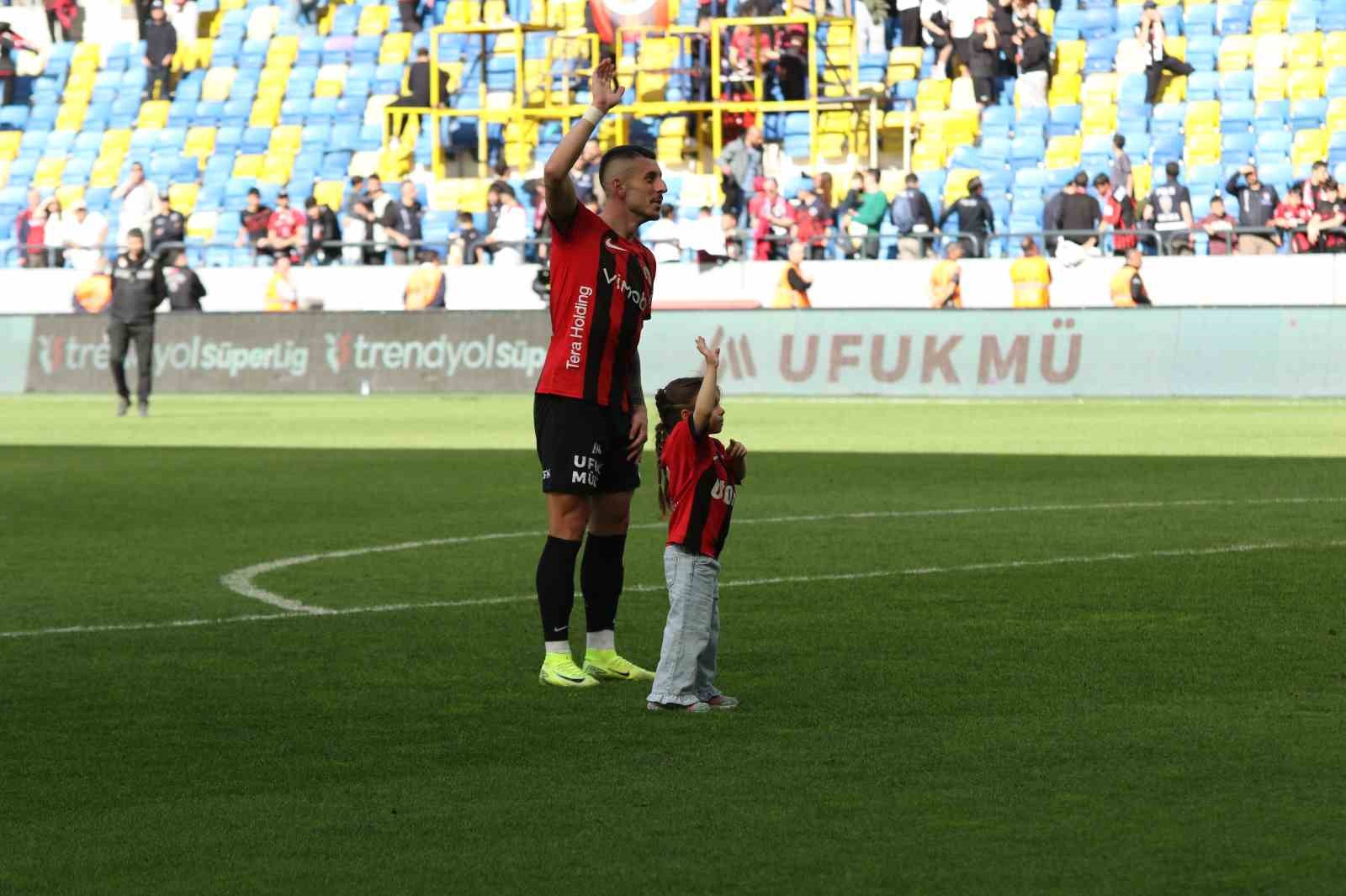 Trendyol S&uuml;per Lig: Gen&ccedil;lerbirliği: 1 - Kocaelispor: 0 (Ma&ccedil; sonucu)
