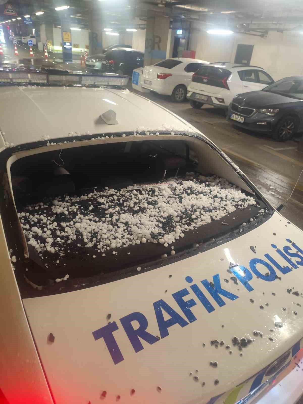 Gaziantep&rsquo;te ceviz b&uuml;y&uuml;kl&uuml;ğ&uuml;nde dolu yağdı
