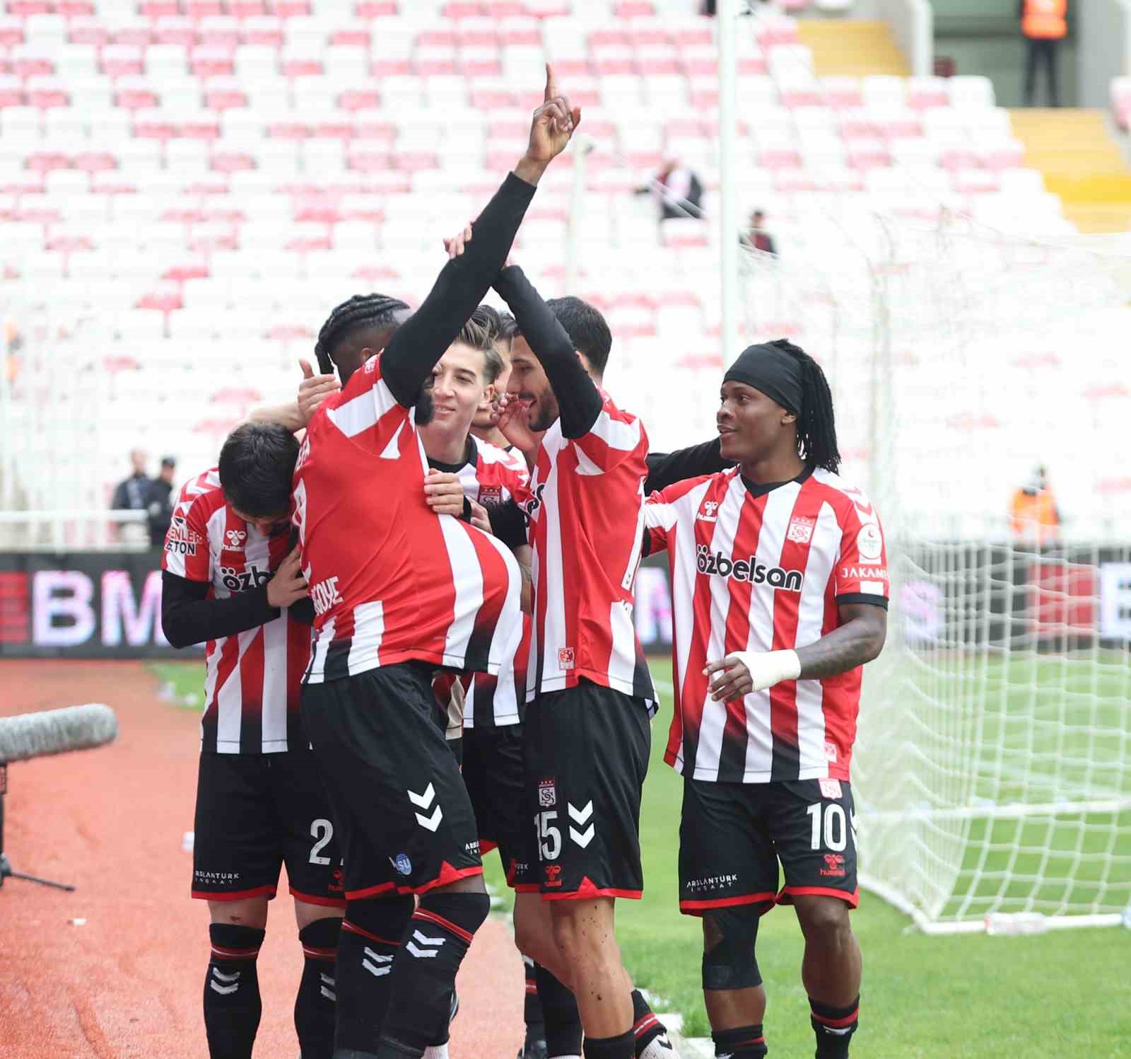 Trendyol 1. Lig: Özbelsan Sivasspor: 2 -  Iğdır FK: 1