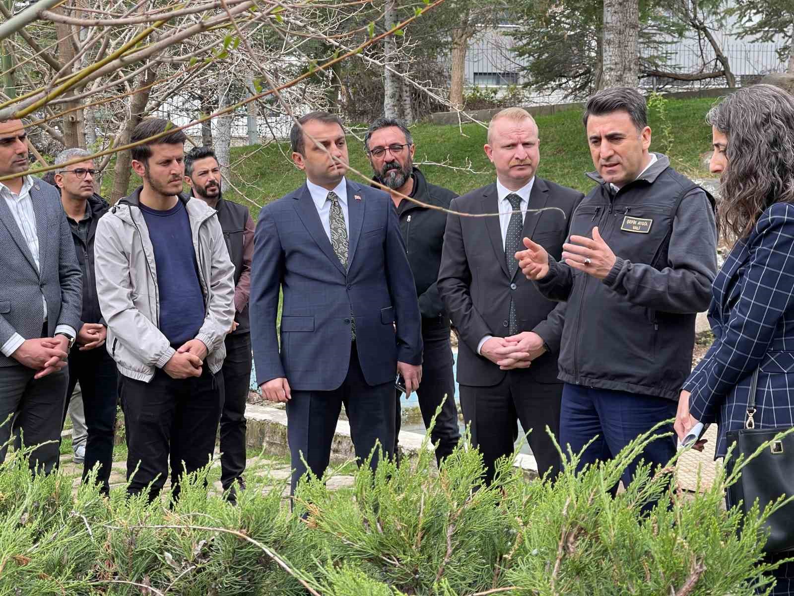 Tunceli’de spor alanları yenileniyor
