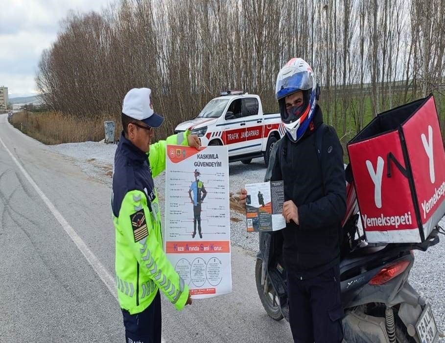 K&uuml;tahya&rsquo;da motosiklet ve motorlu bisiklet s&uuml;r&uuml;c&uuml;lerine y&ouml;nelik &ouml;zel denetim
