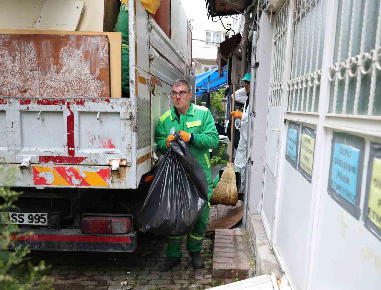 Osmangazi&rsquo;de &ccedil;&ouml;p eve m&uuml;dahale
