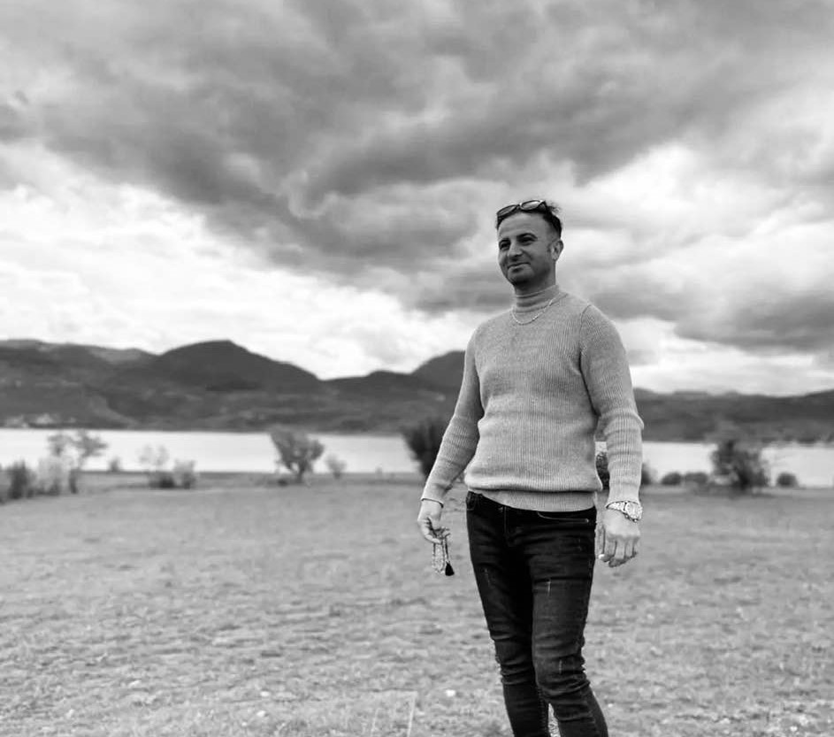 Kazada hayatını kaybeden motosiklet s&uuml;r&uuml;c&uuml;s&uuml;n&uuml;n son g&ouml;r&uuml;nt&uuml;leri ortaya &ccedil;ıktı
