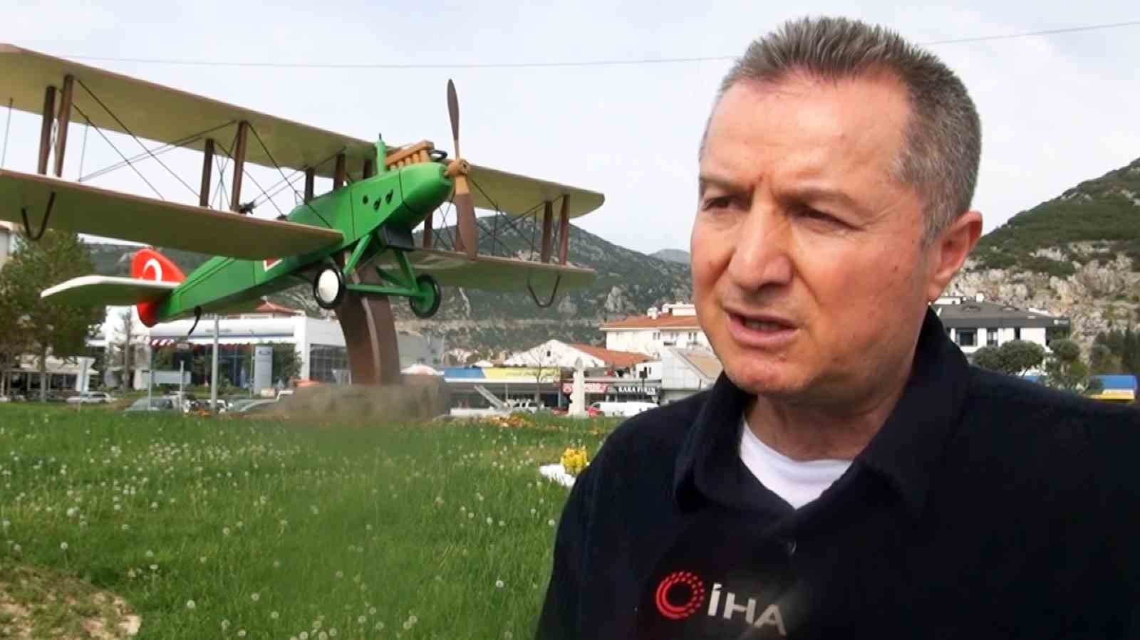 Kurtuluş savaşının sessiz efsanesi &lsquo;İsmet Tayyaresi&rsquo; Muğla&rsquo;da birebir sergileniyor
