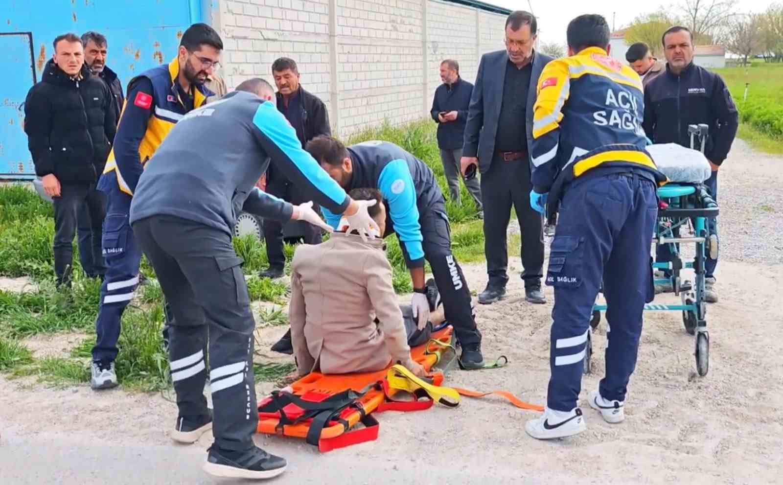 Aksaray&rsquo;da 2 otomobil &ccedil;arpıştı: 4 yaralı
