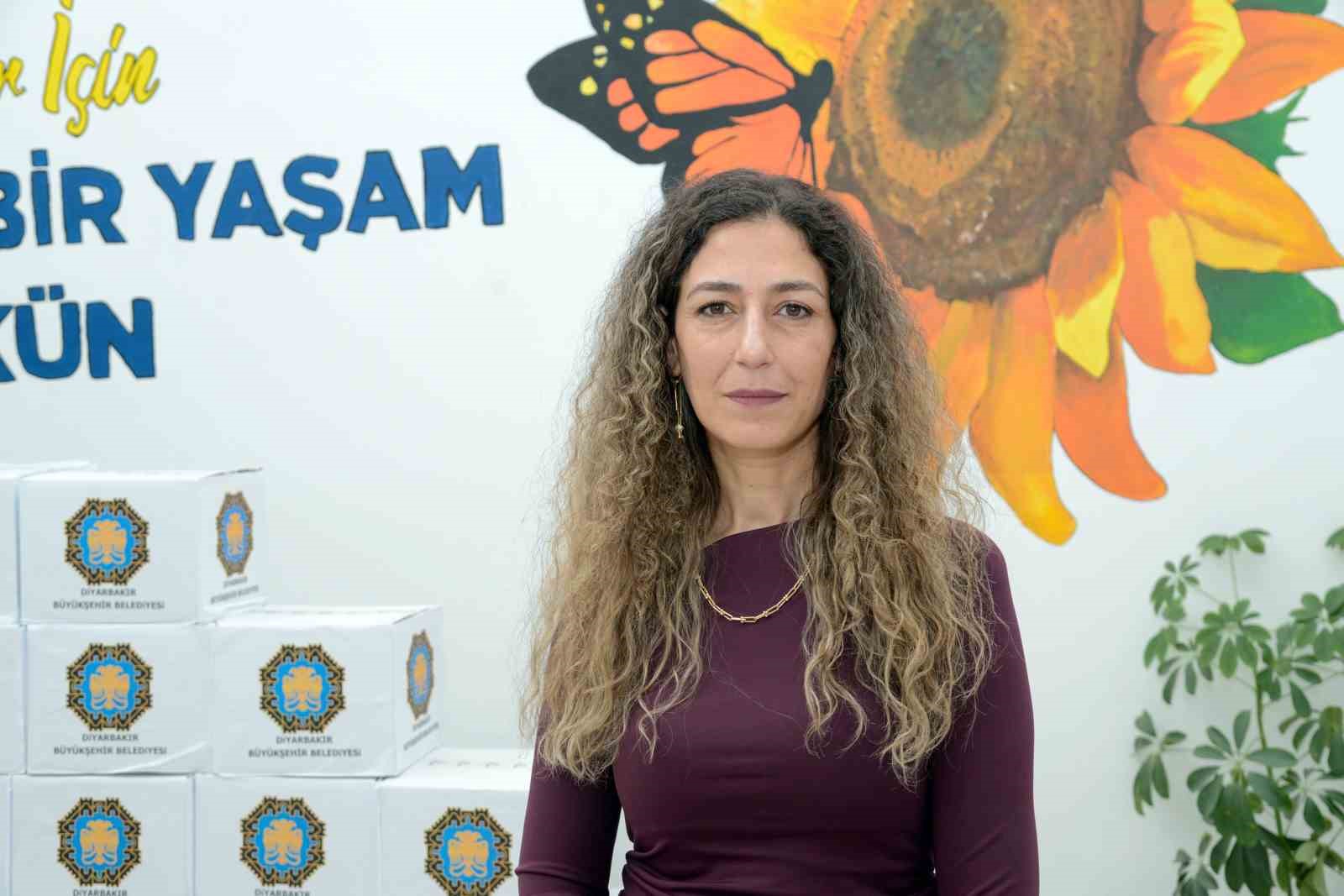 PKU hastalarına d&uuml;ş&uuml;k proteinli gıda desteği
