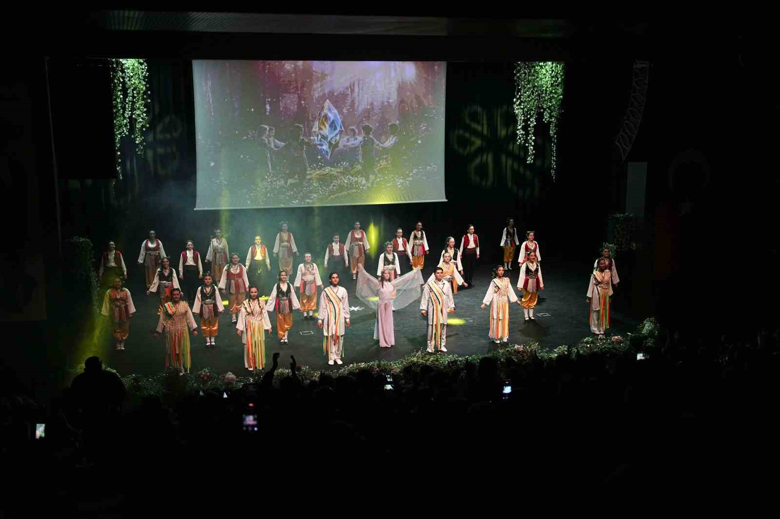 &rsquo;Ormanın Muhafızları&rsquo; sanatseverlerle buluştu
