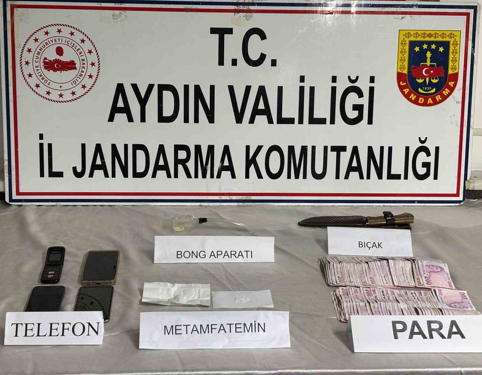 &Ccedil;ine&rsquo;de uyuşturucu ticaretine jandarma ekiplerinden su&ccedil;&uuml;st&uuml;

