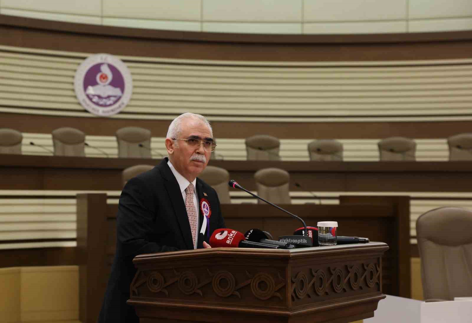 AYM Başkanı &Ouml;zkaya: "AYM, &ccedil;ok katmanlı hak koruma mekanizmasının &ouml;nemli bir akt&ouml;r&uuml;"
