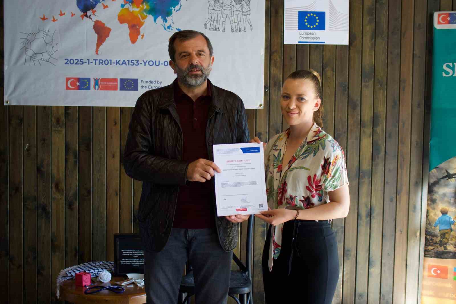 Savaşın izleri G&uuml;rsu&rsquo;da siliniyor
