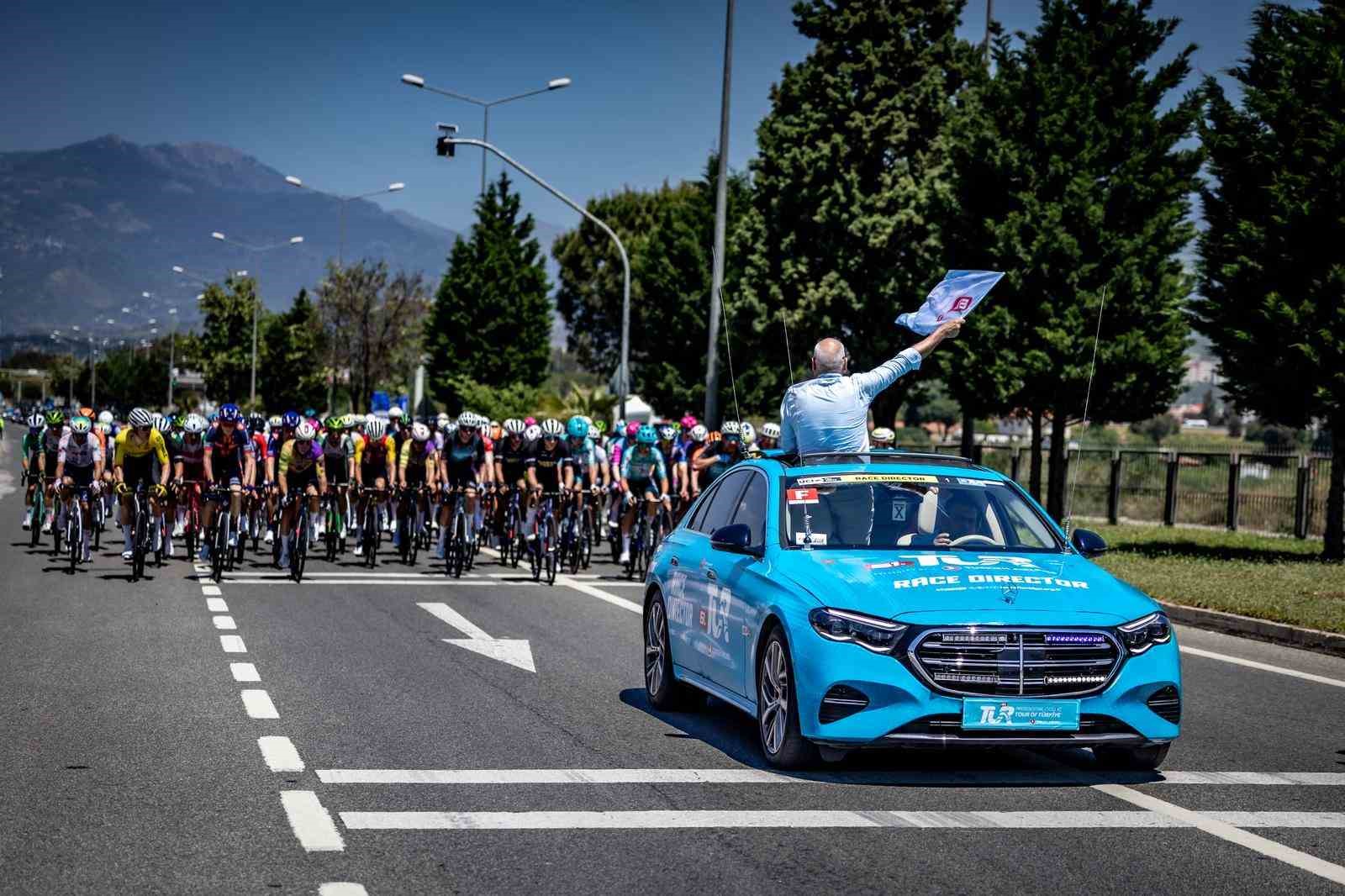 Cumhurbaşkanlığı Bisiklet Turu&rsquo;nun ikinci etabı, Aydın&rsquo;dan start aldı
