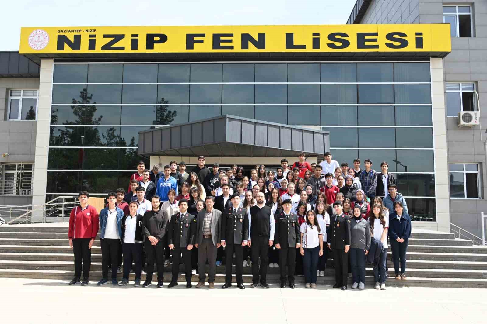 Gaziantep’te öğrencilere jandarma mesleği tanıtıldı