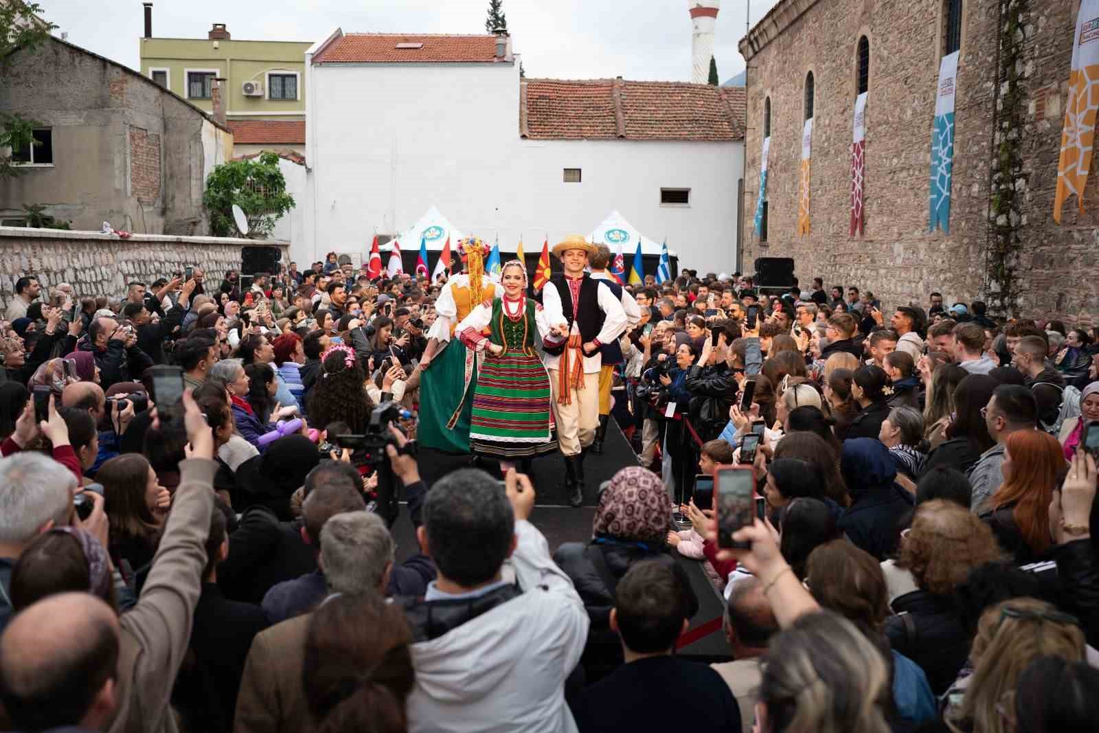 "Yaşayan Festival" Manisa&rsquo;yı d&uuml;nya vitrinine taşıdı
