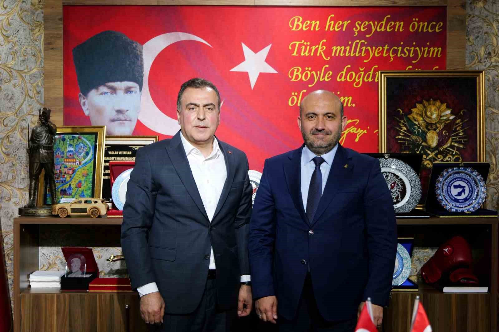 Başkan Albayrak "Cumhur İttifakı olarak Eskişehir&rsquo;imiz i&ccedil;in omuz omuza, birlik ve beraberlik i&ccedil;inde &ccedil;alışmaya devam edeceğiz"
