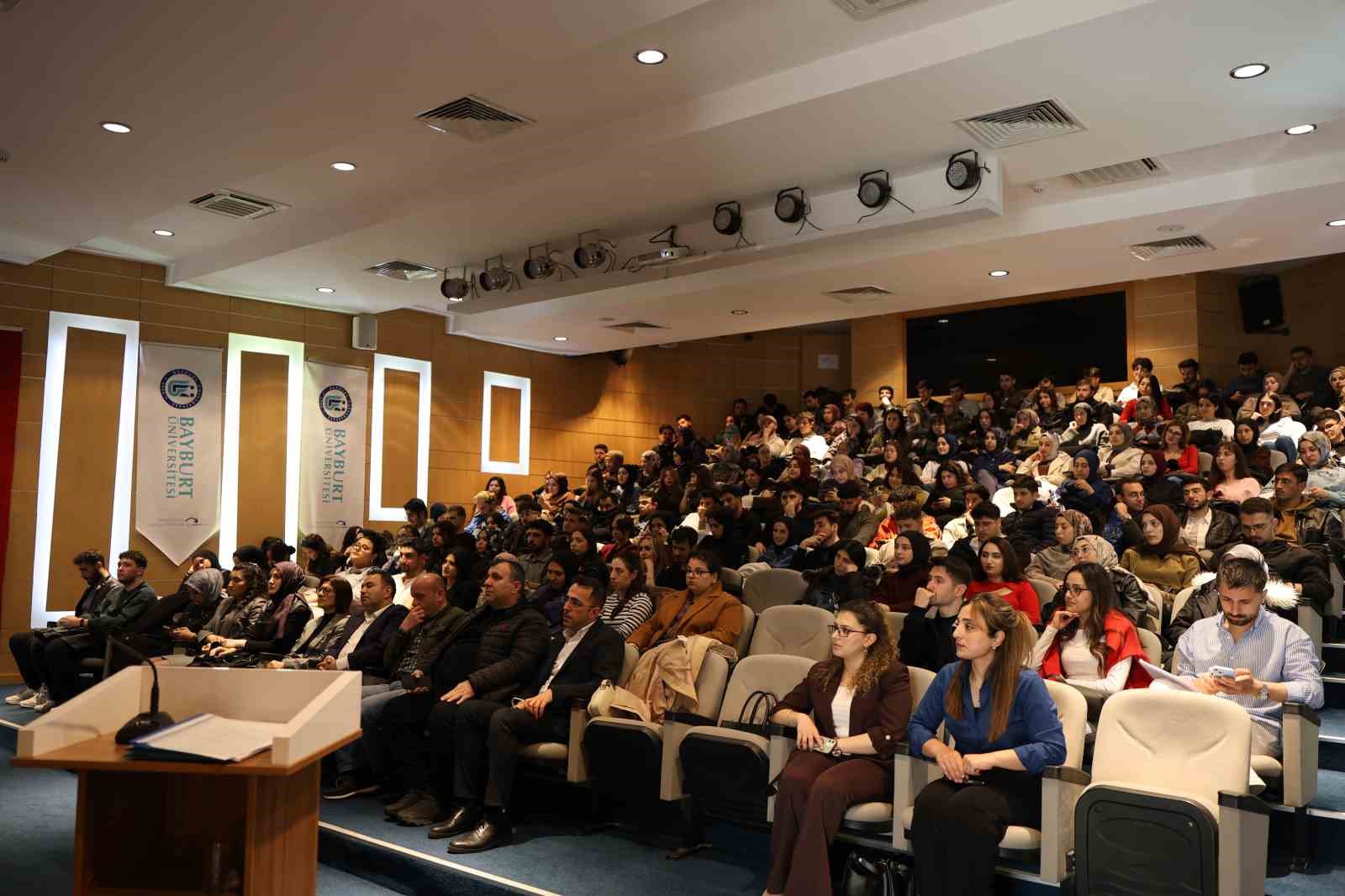 Sağlıklı Hayat Merkezi hizmetleri hemşirelik &ouml;ğrencilerine tanıtıldı
