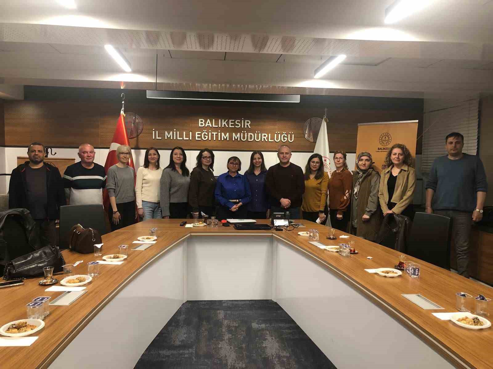 &rsquo;H&uuml;rrem Sultan&rsquo; &Ouml;ğretmenler Akademisinde konuşuldu
