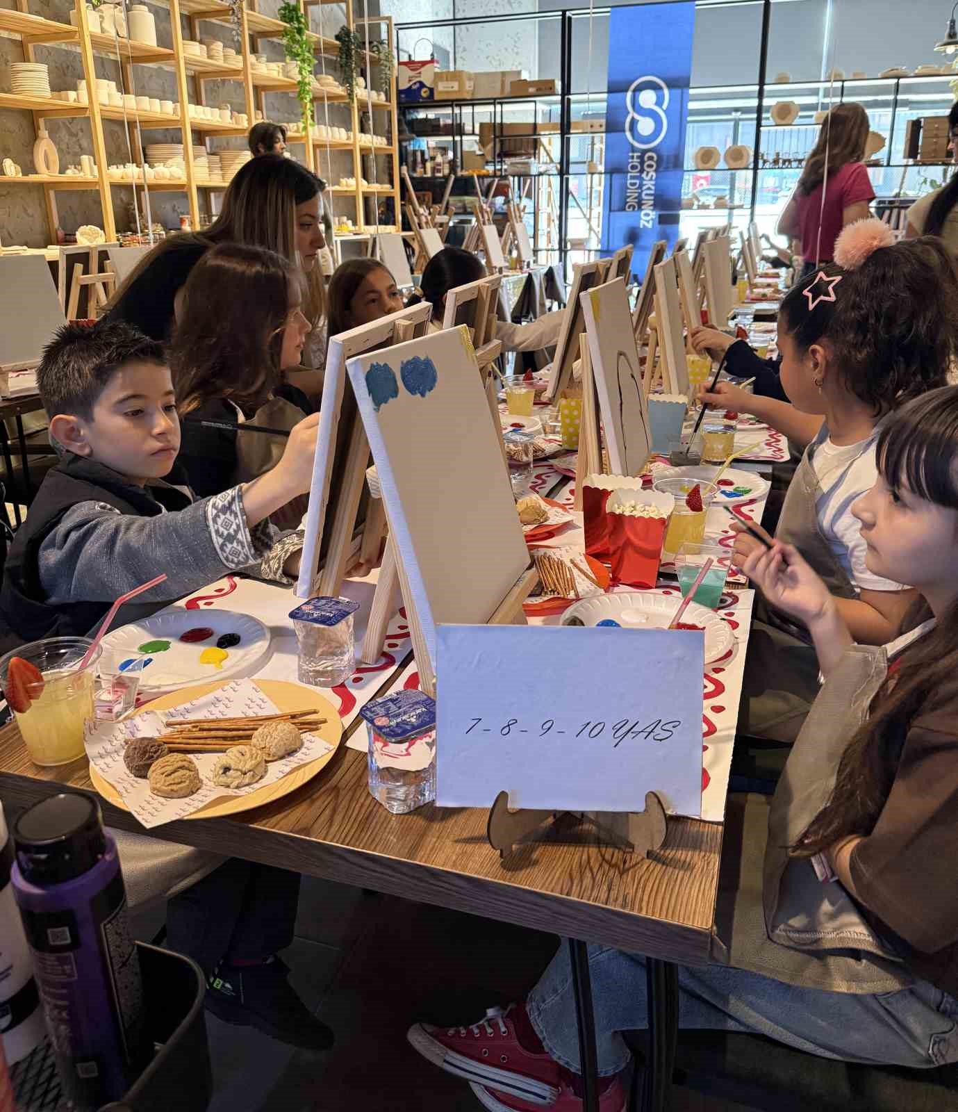 Coşkun&ouml;z Holding&rsquo;de geleneksel resim şenliği coşkusu
