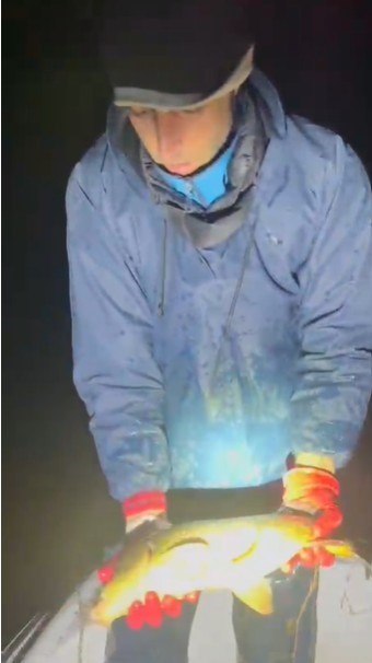 Eğirdir G&ouml;l&uuml;&rsquo;nde bin 200 metre ka&ccedil;ak ağ ele ge&ccedil;irildi
