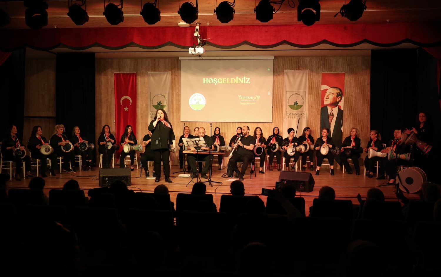 Osmangazi&rsquo;de kadınlardan muhteşem ritim g&ouml;sterisi
