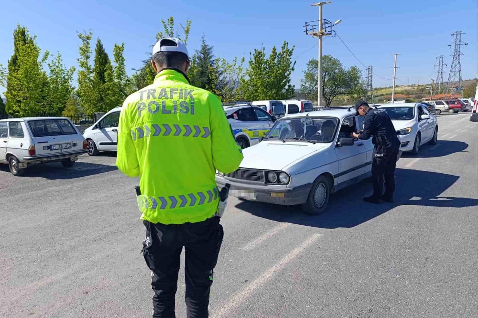 Manisa&rsquo;da g&ouml;&ccedil; denetimi
