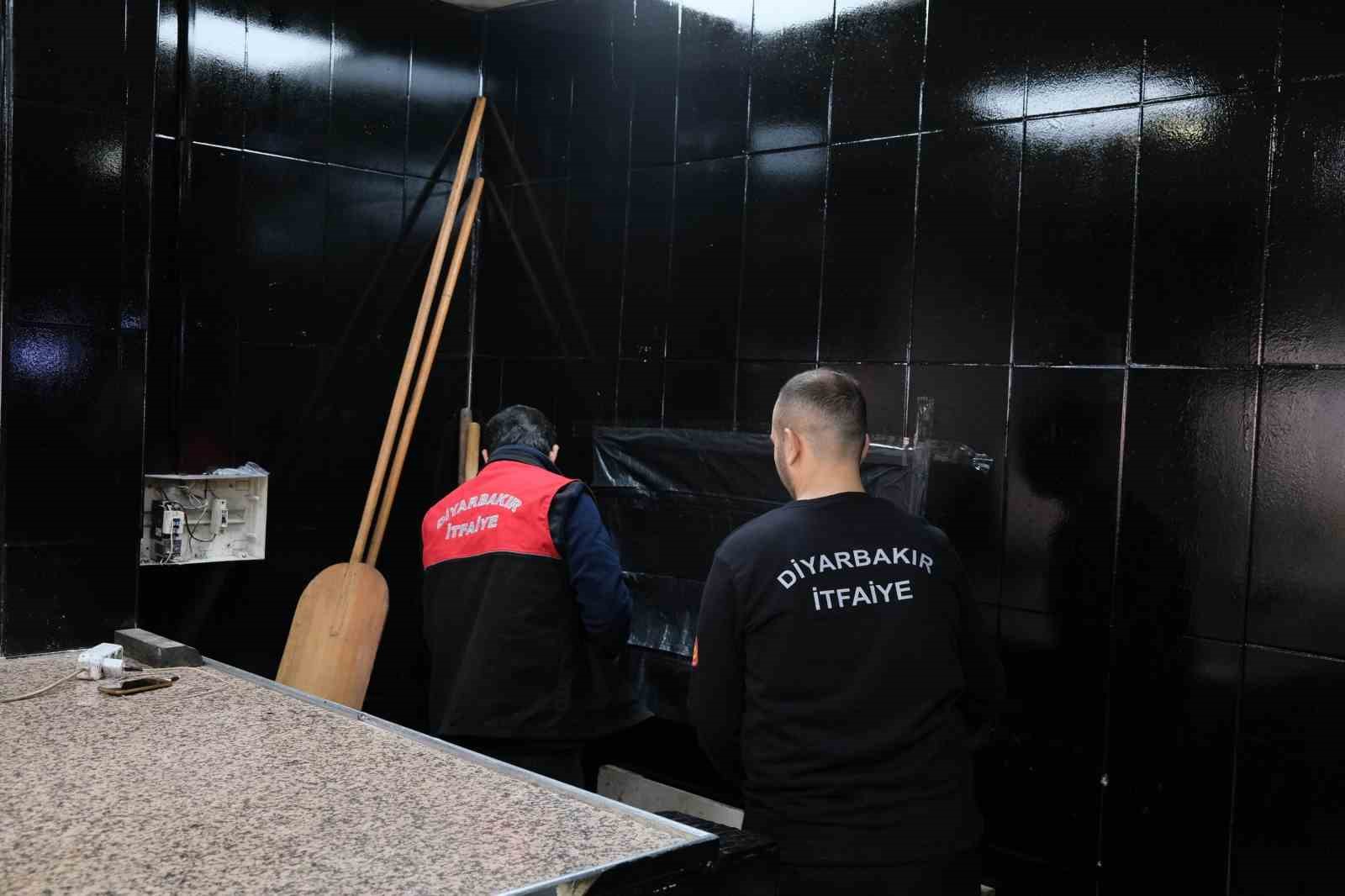 Diyarbakır&rsquo;da bacalar dijital takipte: Yangın riski ortaya &ccedil;ıkmadan m&uuml;dahale ediliyor
