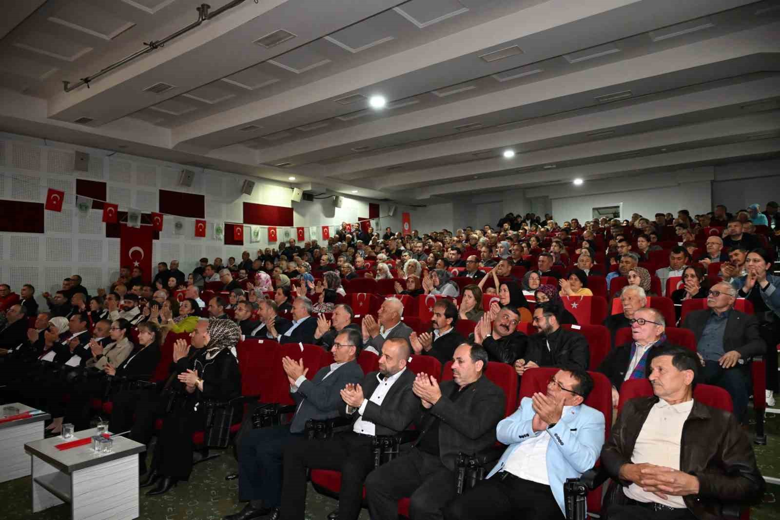 Başkan Kara&rsquo;dan 2 yıllık hizmet ve yatırım sunumu
