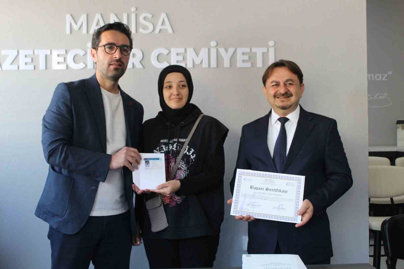 Manisalı Gazeteciler dron ehliyetlerini aldı
