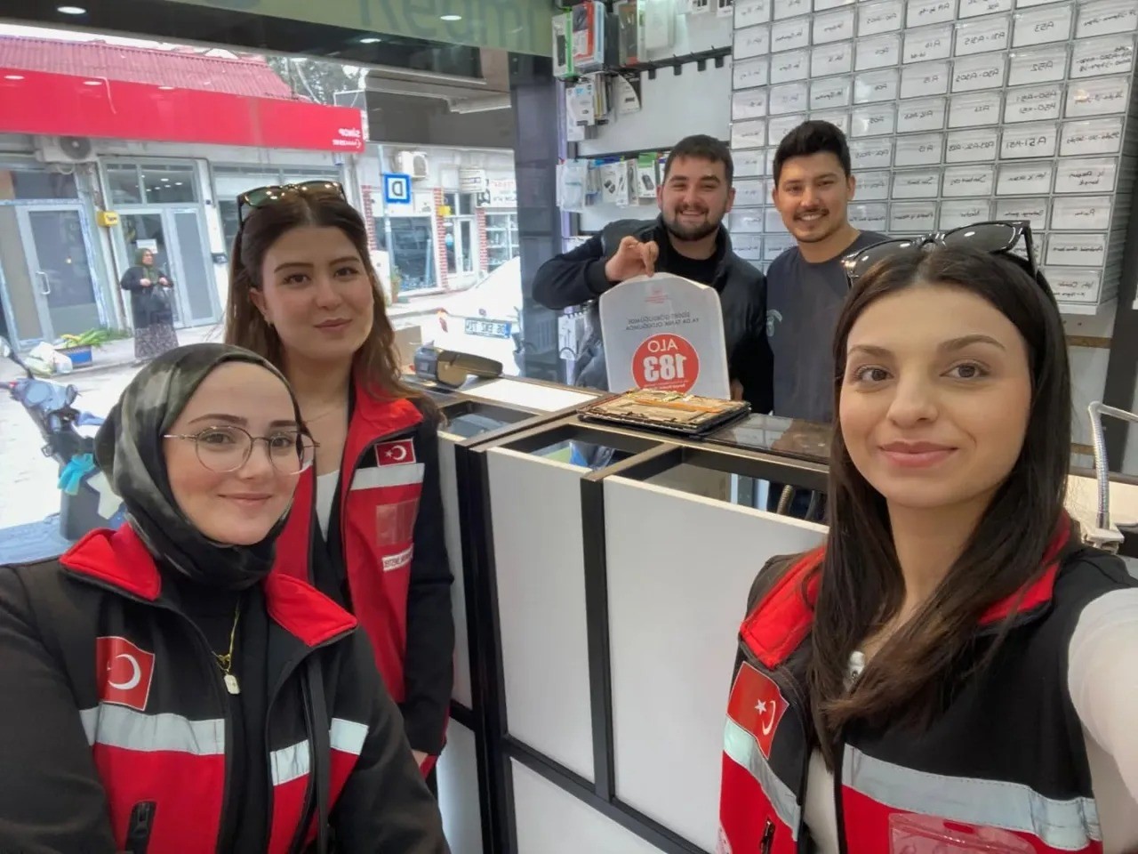 Stajyer &ouml;ğrencilerden farkındalık &ccedil;alışması
