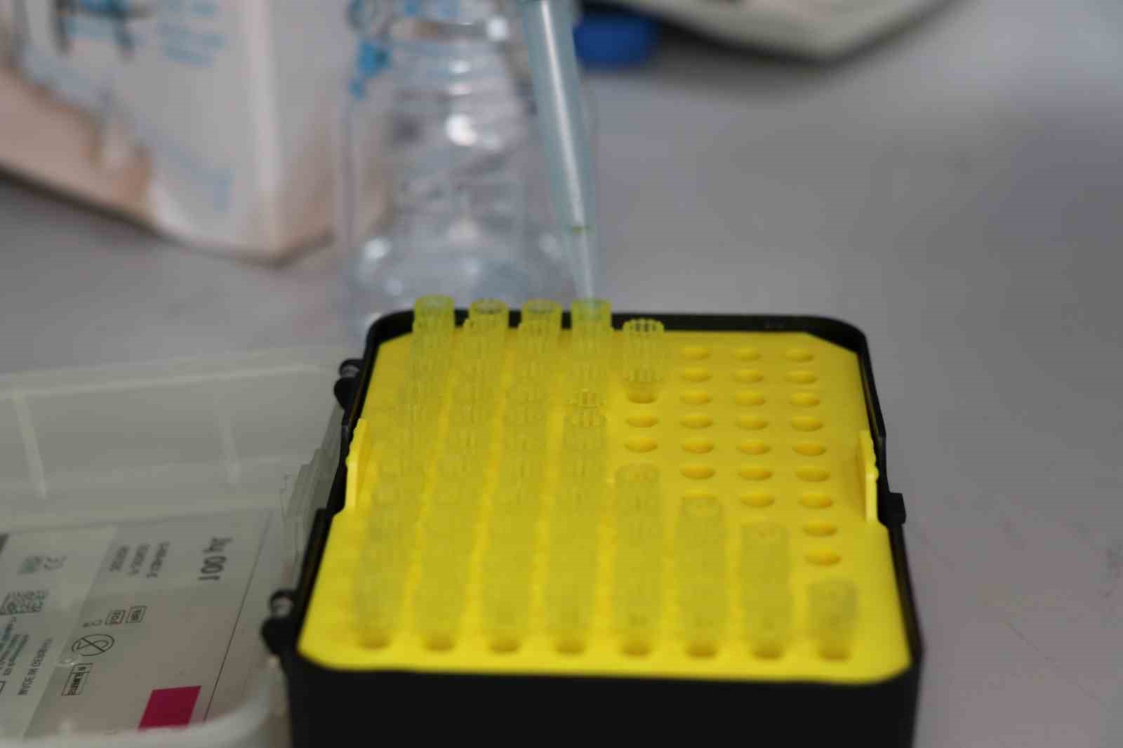 Bu yara bandı hem hızlı iyileştiriyor hem de geri d&ouml;n&uuml;ş&uuml;m kullanılarak yapılıyor
