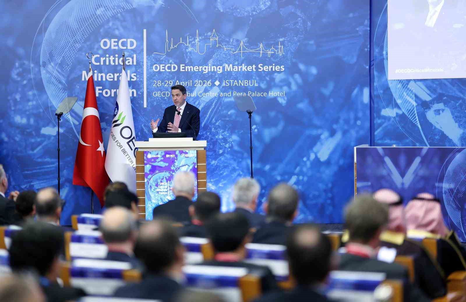 Bakan Bayraktar: &lsquo;&lsquo;T&uuml;rkiye&rsquo;nin enerji d&ouml;n&uuml;ş&uuml;m&uuml;n&uuml;n kalbinde kritik mineraller var&rsquo;&rsquo;
