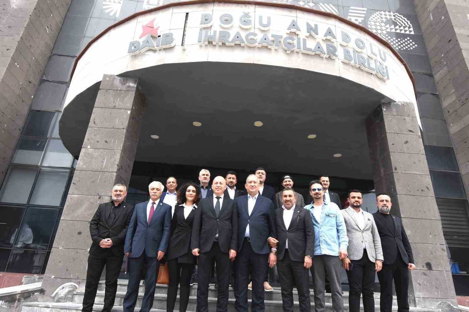 Doğu Anadolu İhracatçılar Birliği’nde görev dağılımı yapıldı