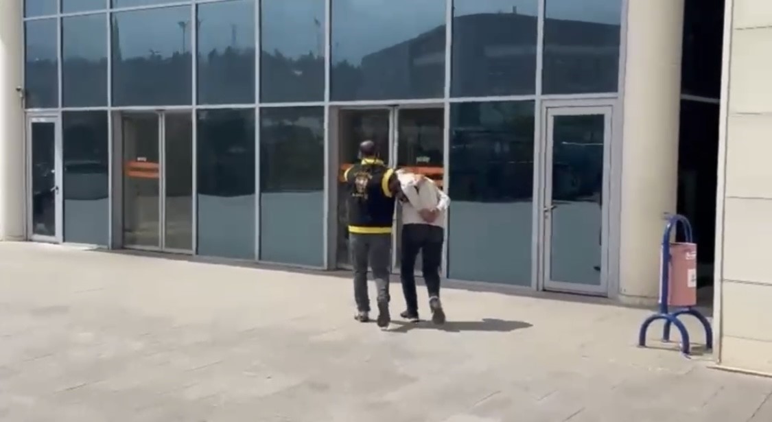 İskenderun&rsquo;da silahlı &ccedil;atışmanın ş&uuml;phelileri tutuklandı
