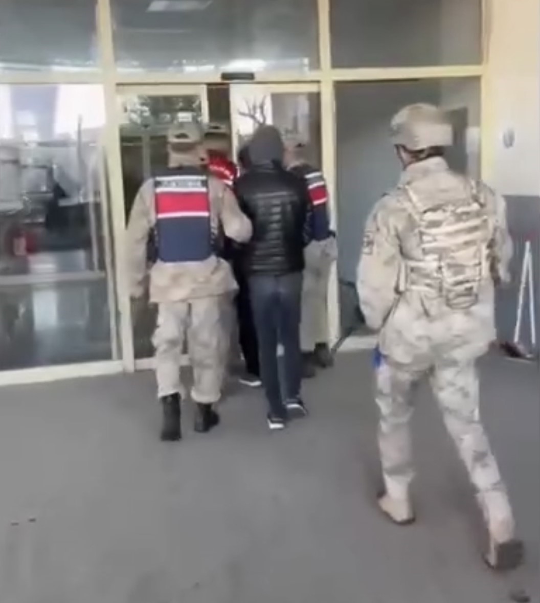 Siverek&rsquo;te "sahte &ccedil;&uuml;r&uuml;k raporu" operasyonu: 10 tutuklama
