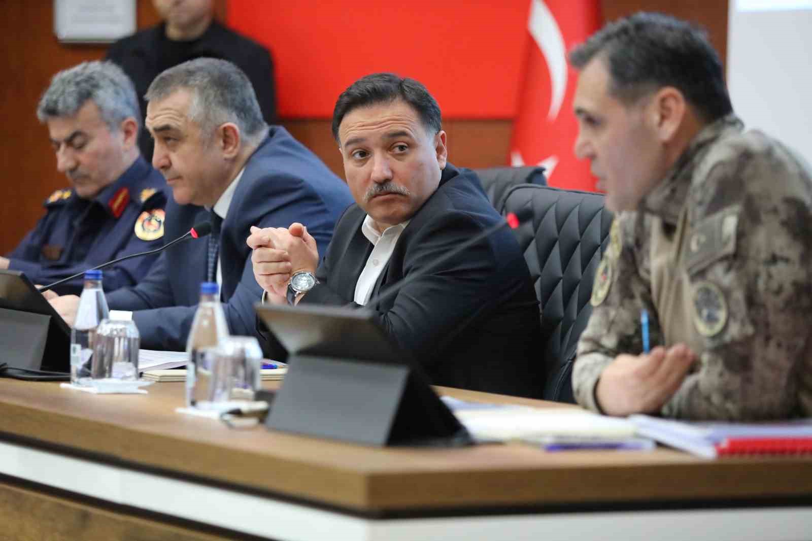 Kent Güvenlik Danışma Kurulu Vali Çiçek başkanlığında toplandı