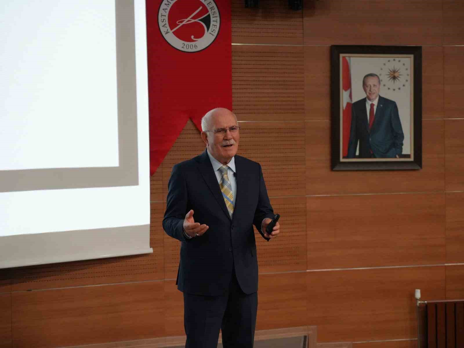 Prof. Dr. Ekrem Savaş: "Avrupalılar, Müslümanlardan tercüme etmiş oldukları kitaplara kendi isimlerini yazmışlardır