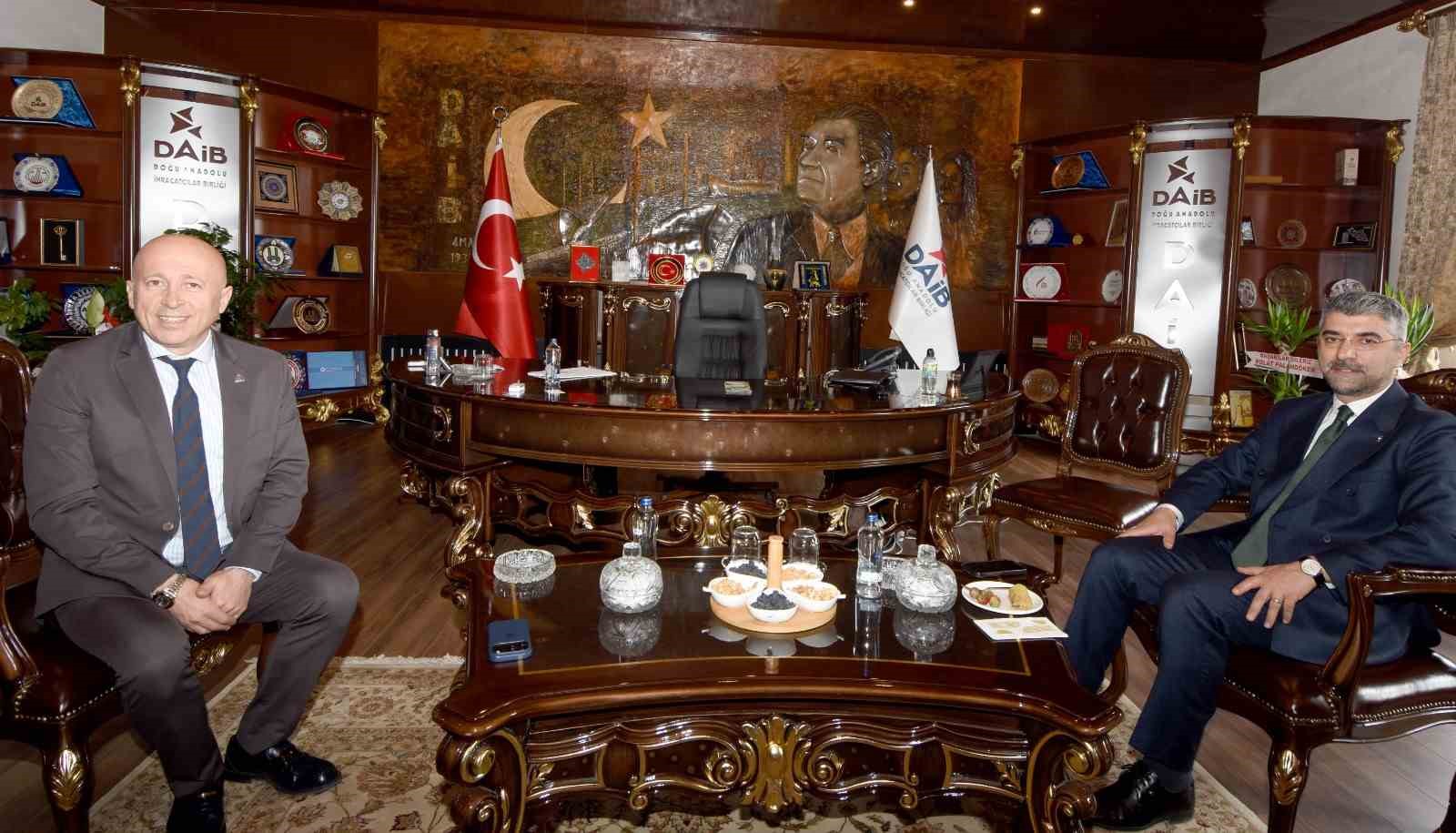 AK Parti Erzurum İl Başkanı Av. Küçükoğlu’ndan DAİB Başkanı Madırlı’ya ‘Hayırlı olsun’ ziyareti